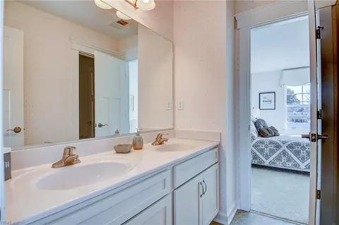 Bath - 320 Langton Rd, Chesapeake, VA 23322 photo 3 of 4