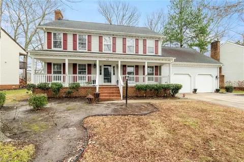 529 San Pedro Dr, Chesapeake, VA 23322