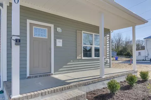 330 Culloden St, Suffolk, VA 23434 photo 6