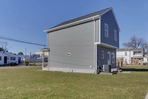 330 Culloden St, Suffolk, VA 23434 photo 5