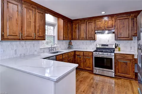 169 Devon Rd, Williamsburg, VA 23188 photo 2