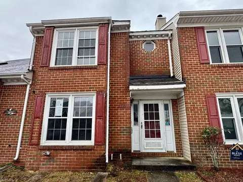 3847 Whitechapel Arch Arch, Chesapeake, VA 23321