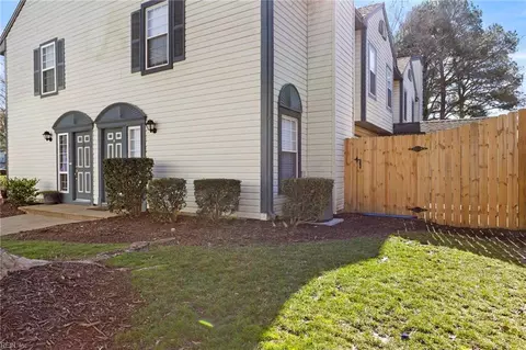 668 Oleander Cir, Virginia Beach, VA 23464