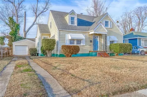 939 13th St, Newport News, VA 23607