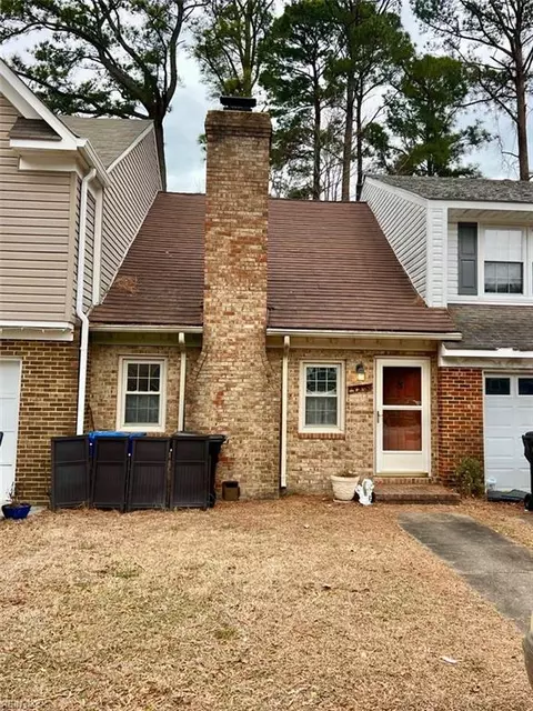 930 Wildwood Square Ct, Virginia Beach, VA 23454