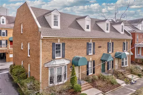 1206 Stockley Gdns #404, Norfolk, VA 23517