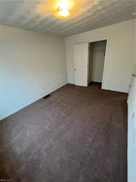 1012 Keel St, Chesapeake, VA 23324 photo 6
