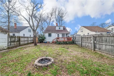 320 Cherokee Rd, Hampton, VA 23661 photo 4