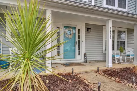 3896 Donnington Dr, Virginia Beach, VA 23456