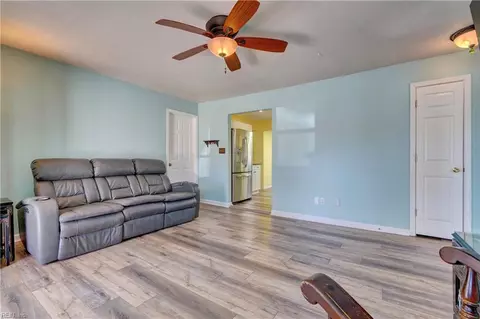Living - 8253 Simons Dr, Norfolk, VA 23505 photo 3 of 3