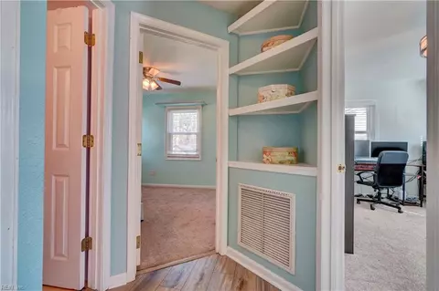 Entry Way - 8253 Simons Dr, Norfolk, VA 23505 photo 1 of 1