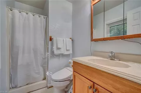 Bath - 8253 Simons Dr, Norfolk, VA 23505 photo 2 of 2