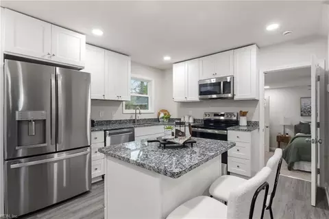 873 Maymont Ave, Norfolk, VA 23513