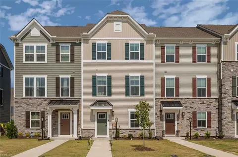 173 Cedar Crest Dr, Smithfield, VA 23430