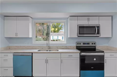 Kitchen - 603 Marcus St, Chesapeake, VA 23320 photo 4 of 4