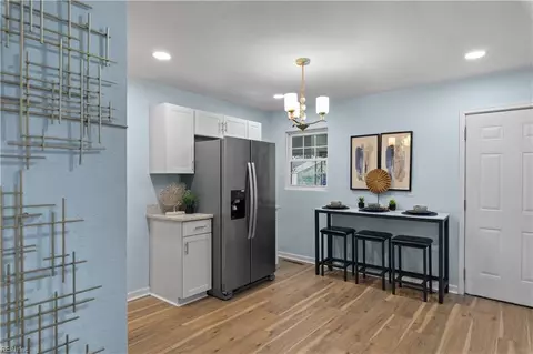 Entry Way - 603 Marcus St, Chesapeake, VA 23320 photo 1 of 3