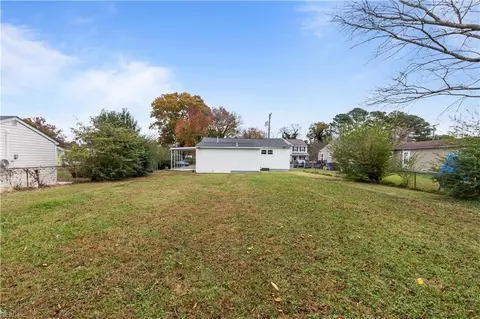 Exterior - 603 Marcus St, Chesapeake, VA 23320 photo 4 of 6