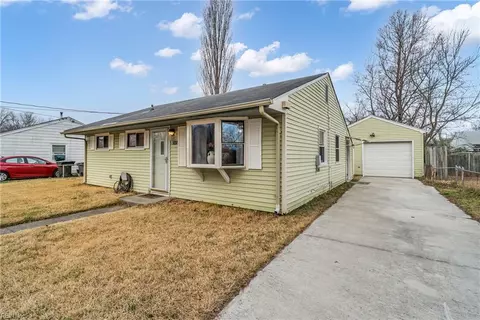 2005 Rawood Dr, Hampton, VA 23663