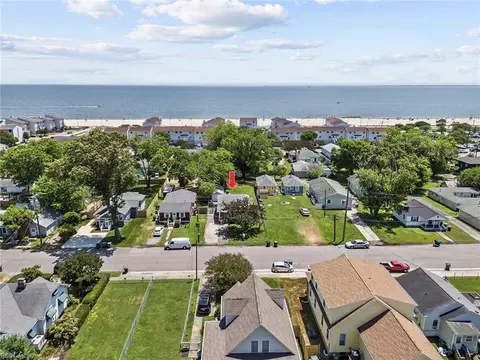 View/Area - 126 N Second St, Hampton, VA 23664 photo 2 of 4