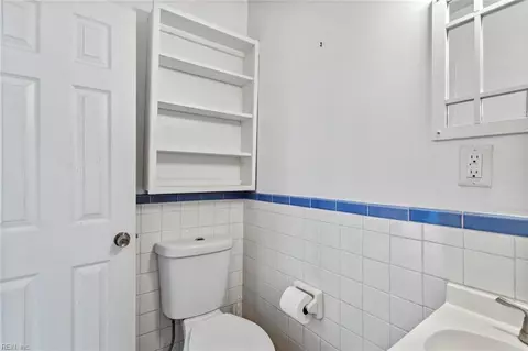 313 Atlantic Ave, Hampton, VA 23664 photo 10