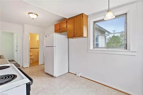 313 Atlantic Ave, Hampton, VA 23664 photo 7