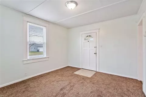 313 Atlantic Ave, Hampton, VA 23664 photo 15