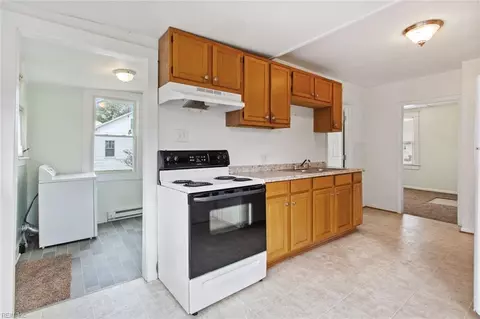 313 Atlantic Ave, Hampton, VA 23664 photo 6