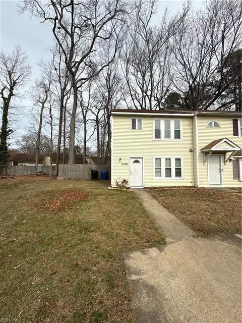 5238 Richard Rd, Virginia Beach, VA 23462