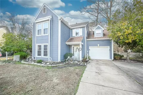 209 Sheffield Ln, Yorktown, VA 23693