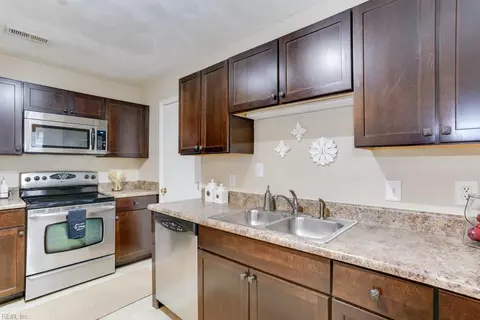 3215 Herbert St, Norfolk, VA 23513 photo 16