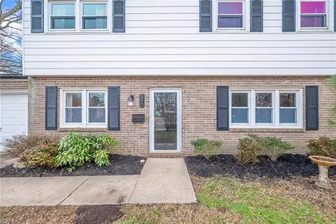 Exterior - 540 Stockton St, Hampton, VA 23669 photo 3 of 8