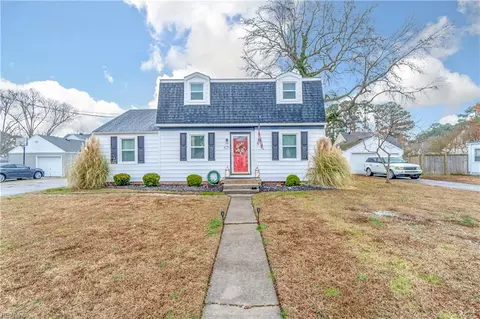 821 Gay Ave, Portsmouth, VA 23701