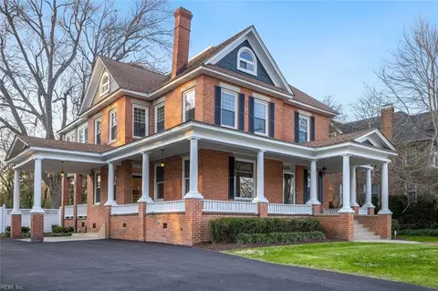 6724 S Quay Rd, Suffolk, VA 23437