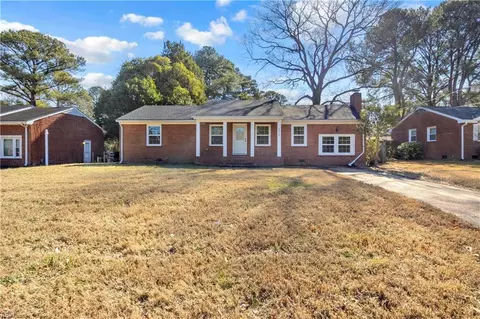 4909 Morro Blvd, Portsmouth, VA 23703