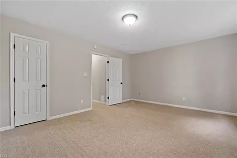Bedroom - 210 East St, Smithfield, VA 23430 photo 5 of 6