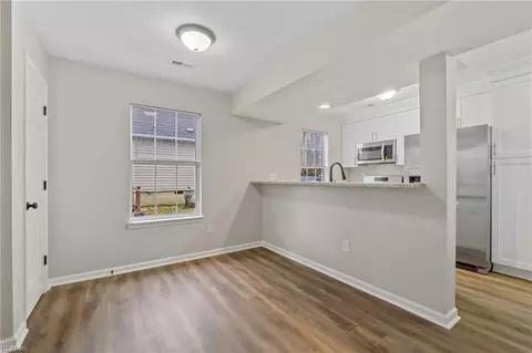 Other - 210 East St, Smithfield, VA 23430 photo 3 of 5