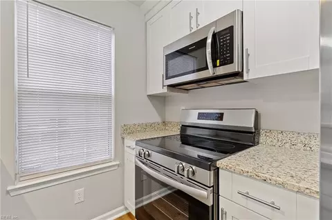 Kitchen - 210 East St, Smithfield, VA 23430 photo 2 of 2