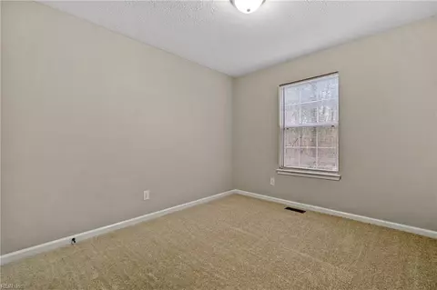 Bedroom - 210 East St, Smithfield, VA 23430 photo 1 of 6