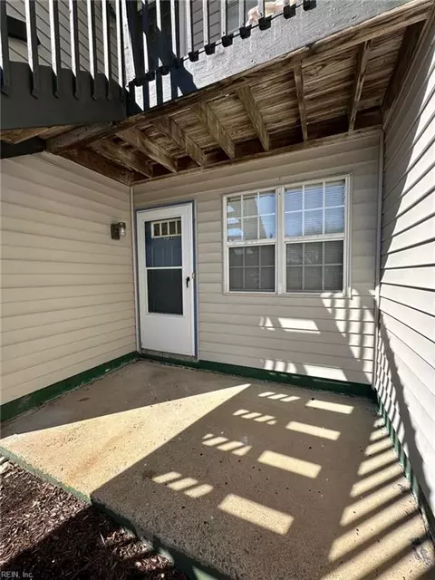 3702 Towne Point Rd #A, Portsmouth, VA 23703