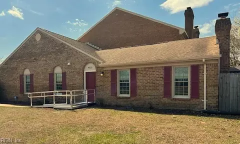 4800 Deming Ct, Virginia Beach, VA 23462