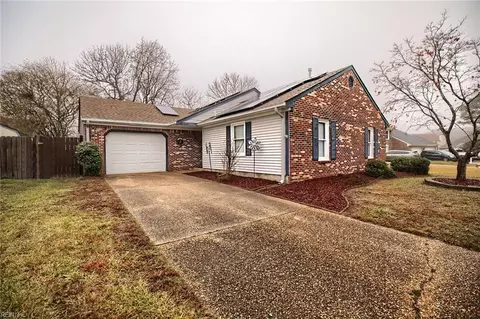 449 Mayfield Pl, Newport News, VA 23608