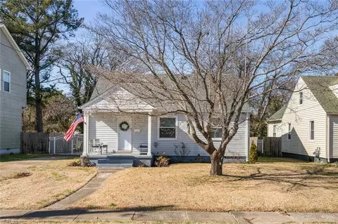 3453 W Bonner Dr, Norfolk, VA 23513