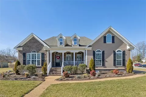 1020 Cypress Creek Pw Pkwy, Smithfield, VA 23430