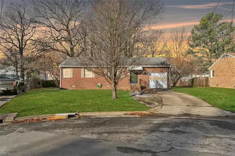 16 Freda Ct, Hampton, VA 23666 photo 2