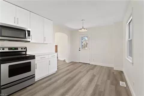 308 Dixie Dr, Norfolk, VA 23505 photo 10