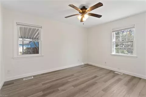 308 Dixie Dr, Norfolk, VA 23505 photo 14