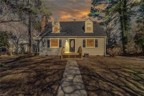 308 Dixie Dr, Norfolk, VA 23505
