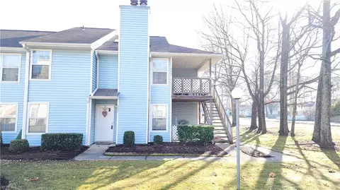 4220 Thalia Station Cir, Virginia Beach, VA 23452