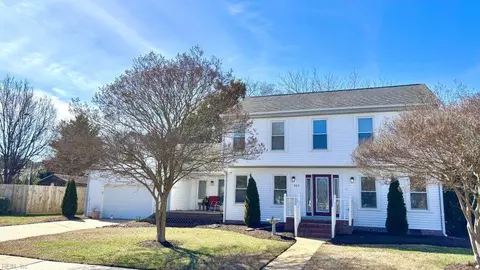 205 Cheltenham Dr, Virginia Beach, VA 23454