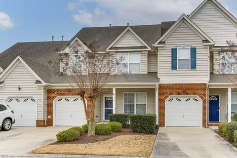 962 Hunley Dr, Virginia Beach, VA 23462